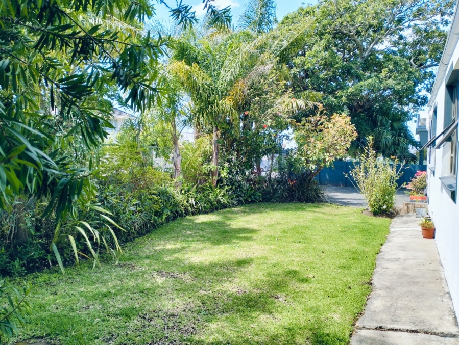 7 Bedroom Property for Sale in Berea Eastern Cape